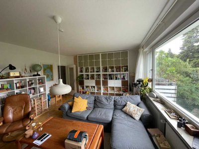 Helle 2,5-Zimmer-Wohnung mit Balkon & EBK in ruhiger Lage in Schwachhausen