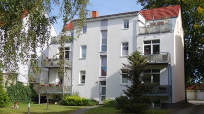 Maisonettewohnung mit Balkon, Gartennutzung und Carport in Rostock