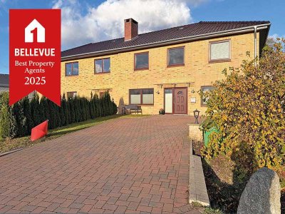 NEU! Neuwertiges Wohnen auf 209 m² mit parkähnlichem Garten - EG komplett barrierefrei! Alleinlage!!