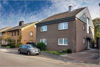 Gemütliche Dachgeschosswohnung in einem ruhigen Dreifamilienhaus, Wesel-Stadtmitte