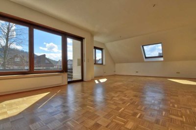 ***Wohnen im Grünen in Stuttgart mit Blick***