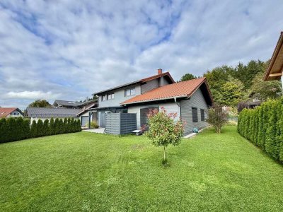 Neuwertig mit Bergblick! Ruhiges Einfamilienhaus mit Einliegerwohnung