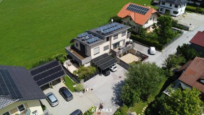 Neuwertige Familienwohnung mit Reihenhauscharakter