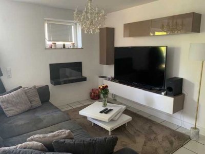 Exklusive 1,5-Raum-Souterrain-Wohnung in einem gepflegten 3 Familienhaus in Oberpleis