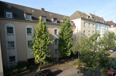 Geräumige 3-Raum Wohnung mit Balkon in Duisburg Hochfeld