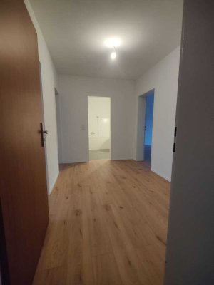 Schöne 3 - Zimmer Wohnung mit Balkon, 79 m² in Hamm Mitte