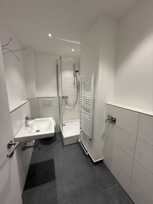 Helle 3-Zimmer-Erdgeschosswohnung mit Balkon in Hamburg-Eiffestraße