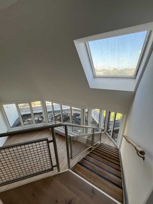 Erstbezug nach Sanierung: 2-Zi.-Maisonette-Wohnung (86m²) mit Balkon in Berlin-Charlottenburg