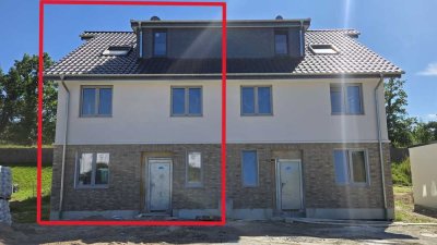 4-Zimmer-Wohnung in Neubau-Doppelhaushälfte zu vermieten