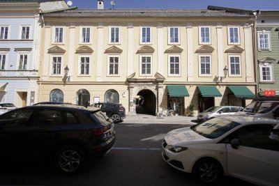 Herschaftliche Wohnung im Palais Ursenbeck