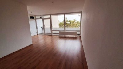 Charmante 3-Zimmer-Wohnung mit Balkon und barrierefreiem Zugang – eine attraktive Kapitalanlage