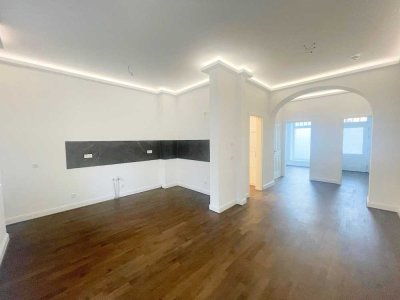 Singletraum + Große Terrasse & eigener Garten! + Dunkles Parkett + Fußbodenheizung + Bad mit Dusche
