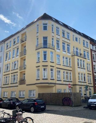 Dachgeschossrohling mit Entwicklungspotenzial in begehrter Lage von Kiel-Ravensberg