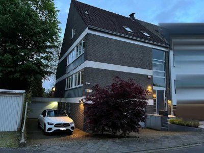 Der Unterbilk-Jackpot: 64 perfekt aufgeteilte Quadratmeter mit Klima, Riesen-Balkon & eigener Garage