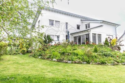 Hünstetten-Kesselbach: Modernes, großzügiges Einfamilienhaus mit Energieeffizienz A!