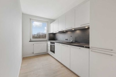 3-Zimmer-Wohnung mit Einbauküche, Balkon und Bad mit Fenster in Bad Bramstedt