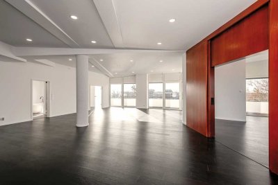 Geräumige, stilvolle 3-Zimmer-Penthouse-Wohnung mit Einbauküche in Berlin Köpenick