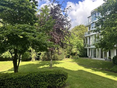Sehr schöne 4-Zimmer Wohnung mit Garten und Terrasse in Düsseldorf-Kaiserswerth