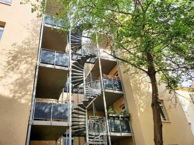 Helle Familienwohnung mit großem Balkon in der südlichen Innenstadt