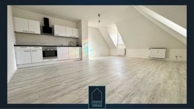 Großzügige 1-Zimmer-DG-Wohnung in zentraler Lage von KA-City!