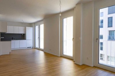 Modernes und urbanes Wohnen – Neuwertige 4-Zimmer-Wohnung mit Loggia auf dem BUGA-Gelände