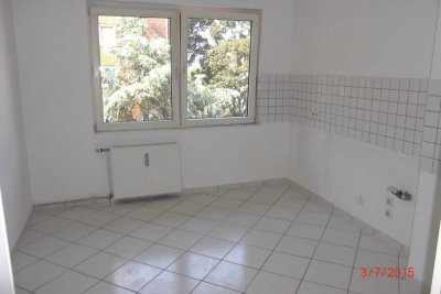 helle, frisch renovierte 2,5 Zimmer Wohnung im Herzen von Eickel