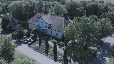 # 4 Junkerstube im Herrenhaus Talevski * Groß Plasten OT Carolinenhof * 15 FeWos zu verkaufen *
