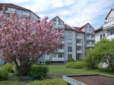 frisch renovierte 2 Zi-Whg. 1.OG mit Balkon im DG, WE 078