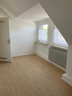 3-Zimmer WG in Südstadt zu vermieten