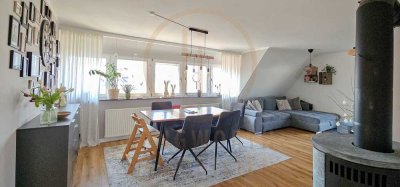 Maisonette mit hoher Doppelgarage und großer Dachterrasse