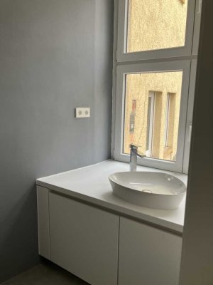 Exklusives urbanes Wohnen im Grünen in stilvoll renovierter Wohnung mit Loftcharakter