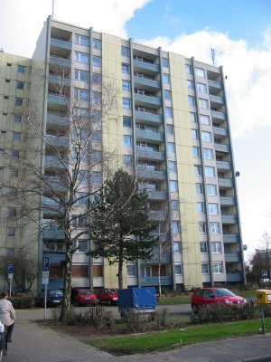 2-Zimmer im 11. OG mit Aufzug