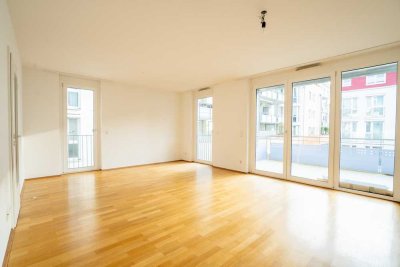 Freie 4-Zimmer-Wohnung mit Tiefgaragenstellplatz und Lift