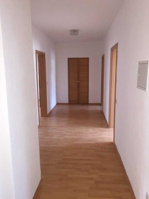 Helle 3-Zimmer Wohnung ohne Balkon, Innenstadt