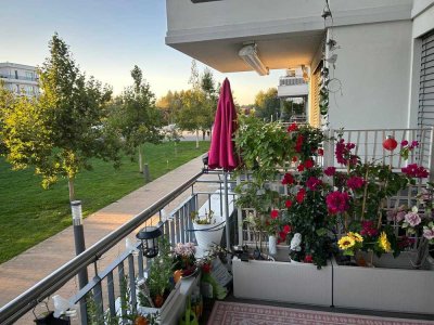 Provisionsfrei vom Eigentümer! Traumhafte 2-Zimmer Balkon mit Hafenblick &  Bootsteg & Stellplatz !