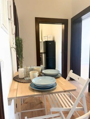 Helles 14 m2 WG-Zimmer Altbau in Leipzig Altlindenau ab 1. Juli frei