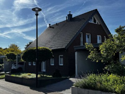 Ihr neues Zuhause, das mitwächst – familienfreundlich, modern, gut gelegen mit großem Grundstück.