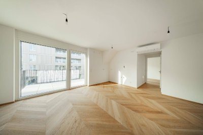 STOCK IM WEG - Sonnenstunden &amp; Stilgefühl - 2 Zimmer mit Westbalkon, Fitness &amp; Garage
