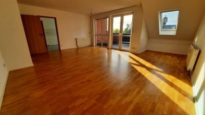 Maisonette-Wohnung mit Balkon u.elektr. Garage inkl. im Herzen von Kevelaer zu vermieten