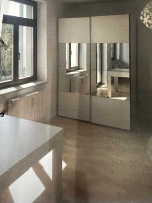 Teilmöblierte 1-Zimmer-Wohnung zu vermieten