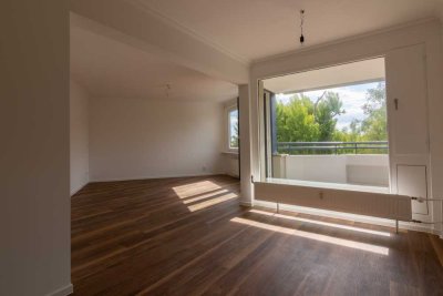 Privat an privat! Ohne Makler! Gehobene 3-Zimmer Wohnung im 4. OG mit Balkon in Berlin-Zehlendorf