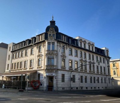 Erstbezug nach Sanierung: Attraktive 2-Zimmer-Wohnung in Schleußig / optional mit EBK