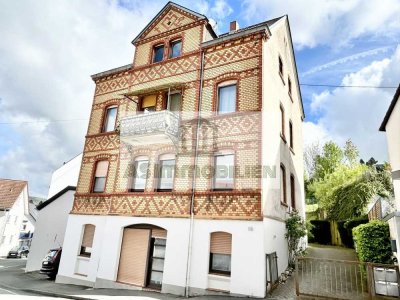 AS IMMOBILIEN: geräumige 2 ZKB 62 m² Wohnung mit EBK im 1 OG  kleiner Einheit - Wiesbaden, Rambach