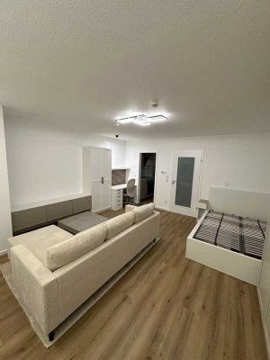 1-Zimmerwohnung - voll möbliert & frisch renoviert im Regensburger Westen