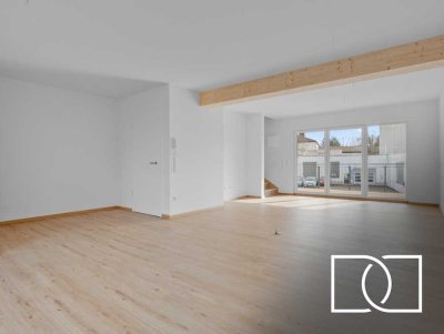 Provisionsfreier Neubau! Sofort bezugsfertiges Reihenhaus mit Stadtgarten am Fluss