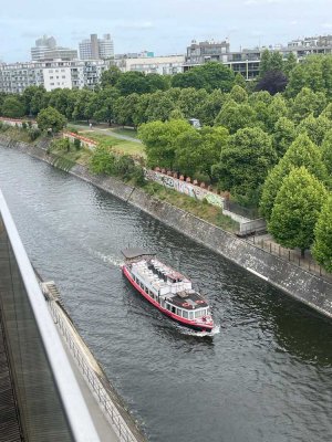 Möbliertes Penthouse mit Wasserblick -befristet bis zum 01.08.28 zu vermieten