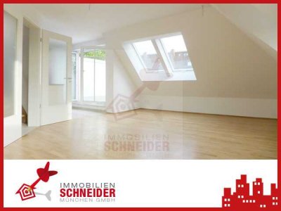 IMMOBILIEN SCHNEIDER - Lichtdurchflutete 2 Zi.-DG-Whg. zzgl. Hobbyraum mit bester Ausstattung