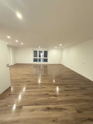 Attraktive 1-Zimmer-Wohnung – Erstbezug nach Kernsanierung - 3