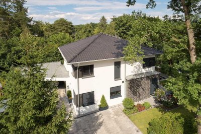 Wohnen, wo andere Urlaub machen! Moderne 7-R Stadtvilla in abs.ruhiger Lage nahe Flkh See