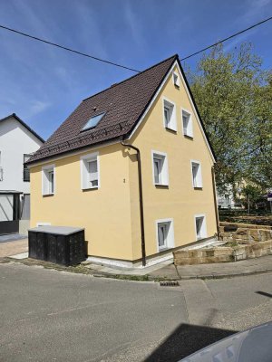 Von Privat Attraktives 2-Familienhaus in sonniger Lage